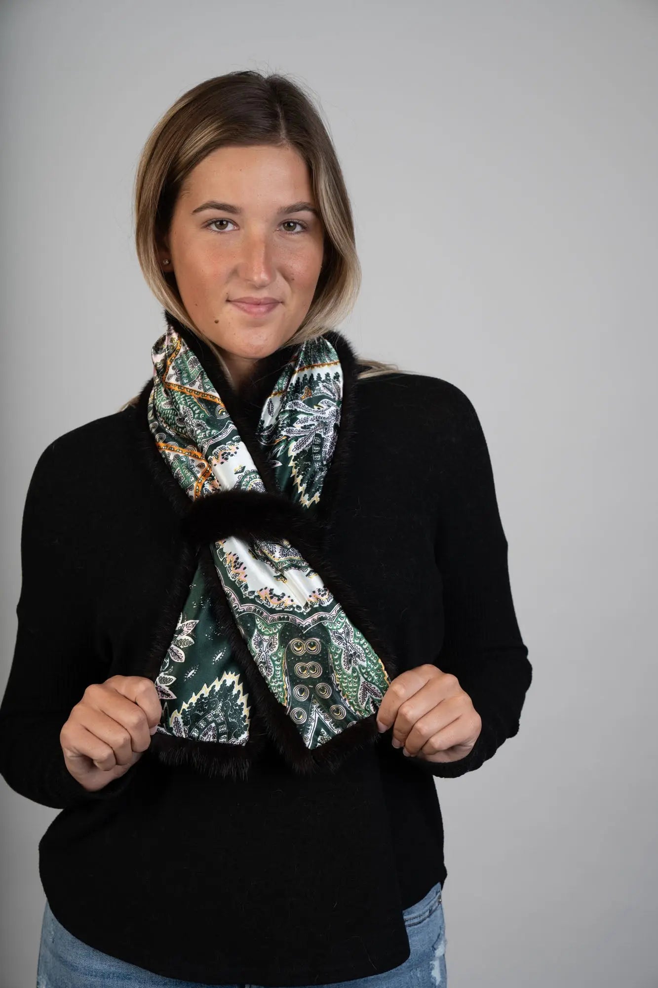Restyle Your Fur - Hermès-Inspired Scarf with Pull-Through