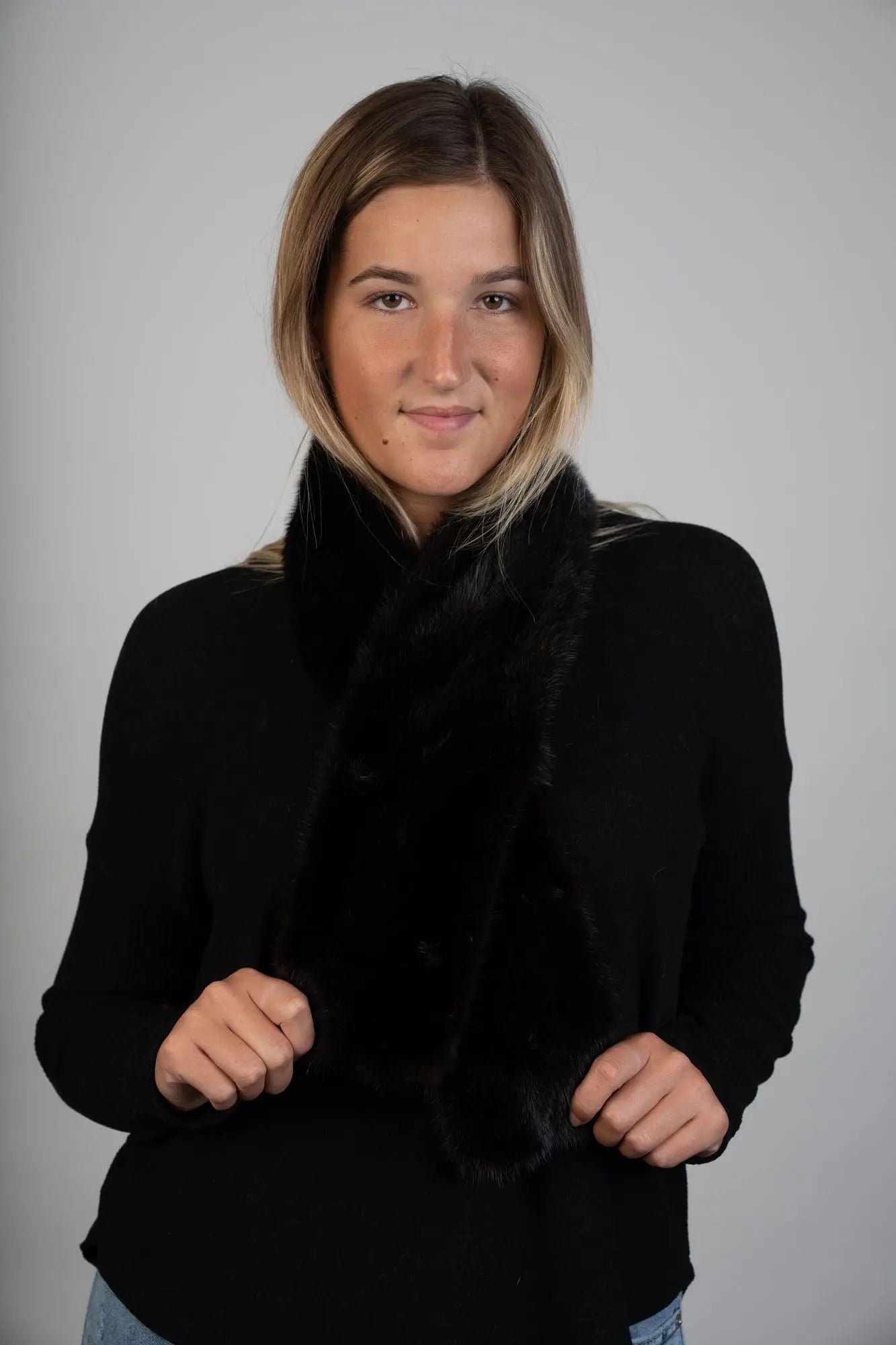 Restyle Your Fur - Hermès-Inspired Scarf with Pull-Through