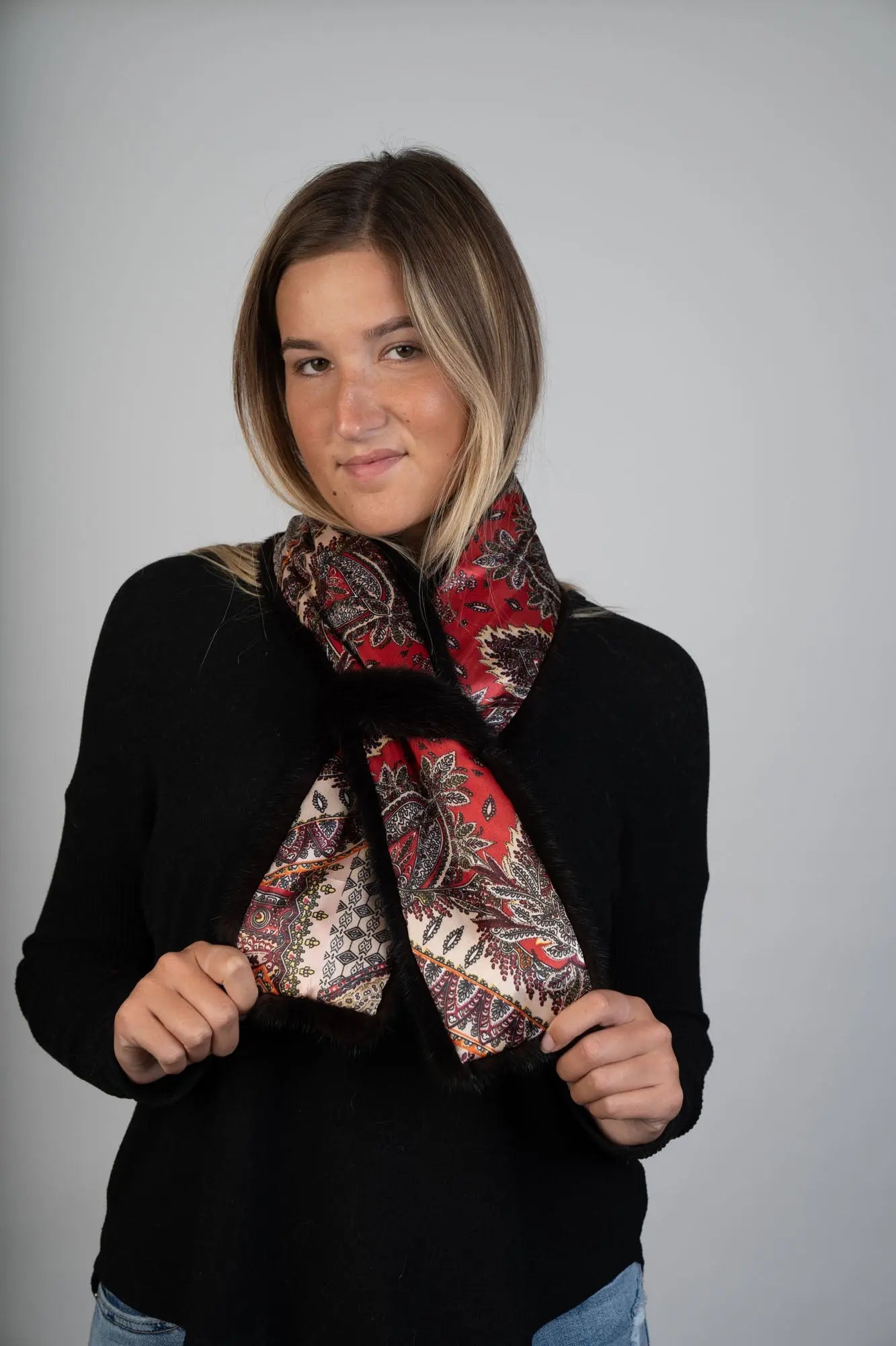 Restyle Your Fur - Hermès-Inspired Scarf with Pull-Through