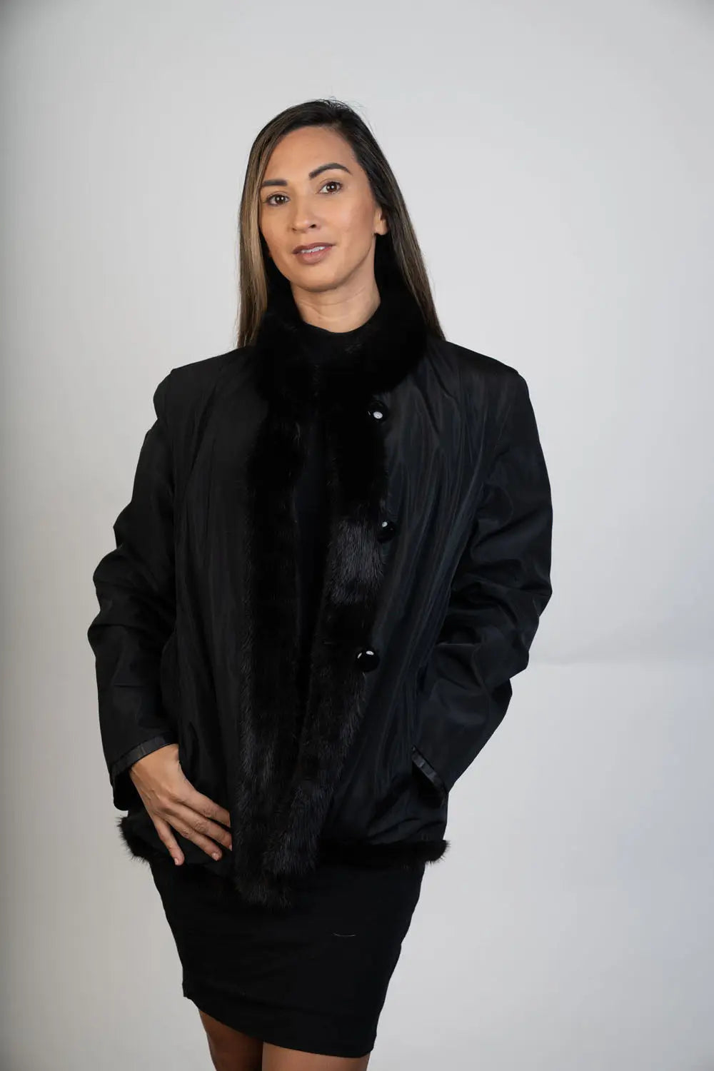 Restyle Your Fur - 4-in-1 Fur and Leather Convertible Jacket