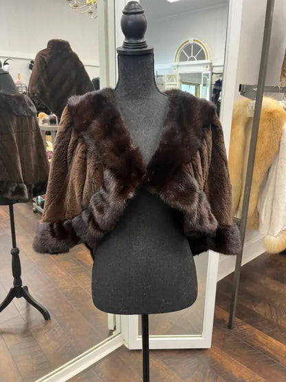 Restyle Your Fur - Bubble Cape